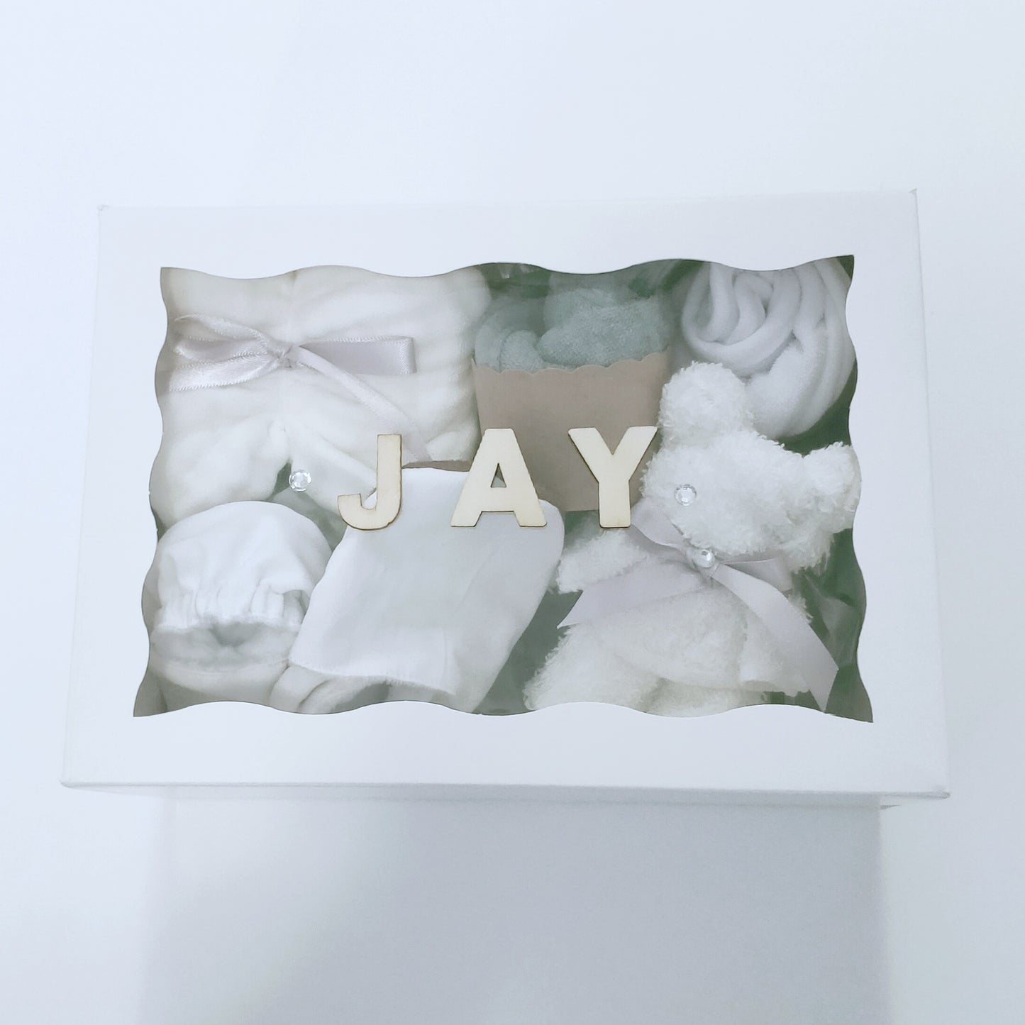 Mum and bub gift box | Green Leave - Nappie Cakes