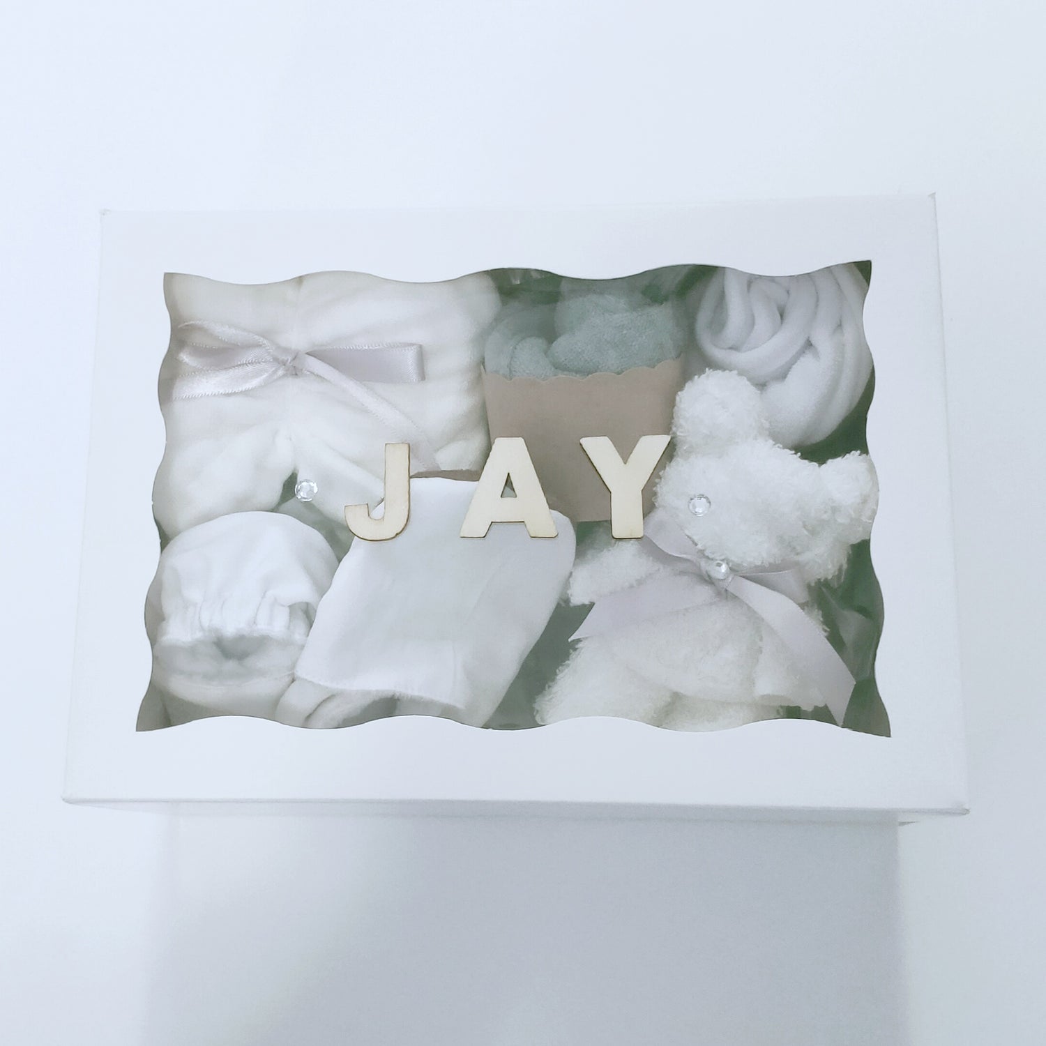 Mum and bub gift box | Green Leave - Nappie Cakes